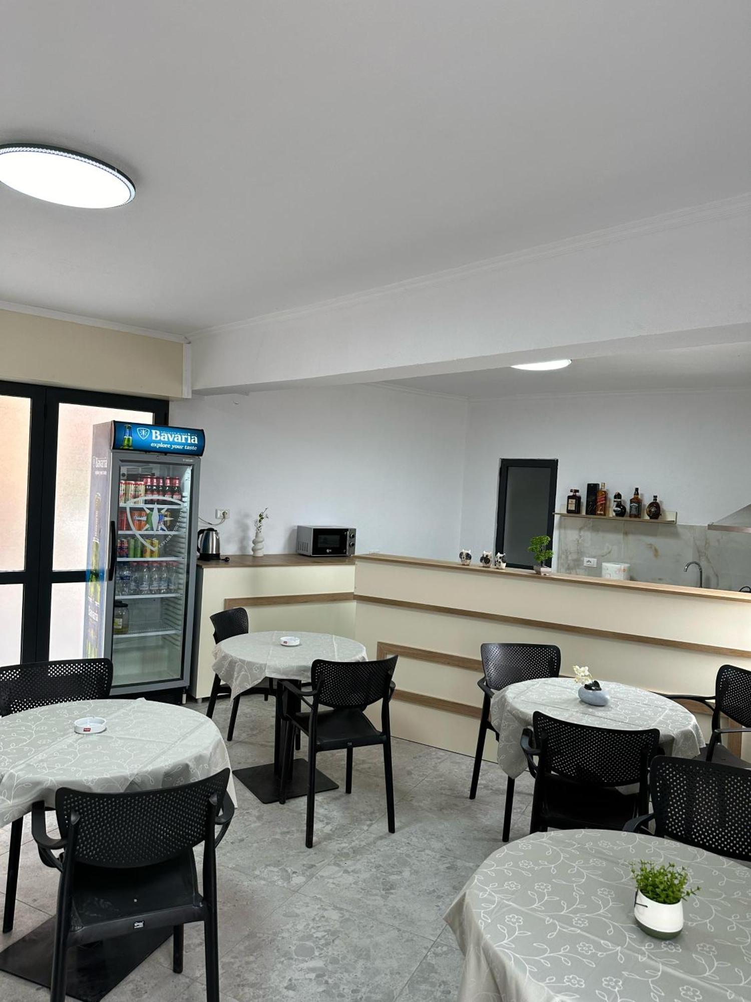 Enma Rooms Kruje Bagian luar foto